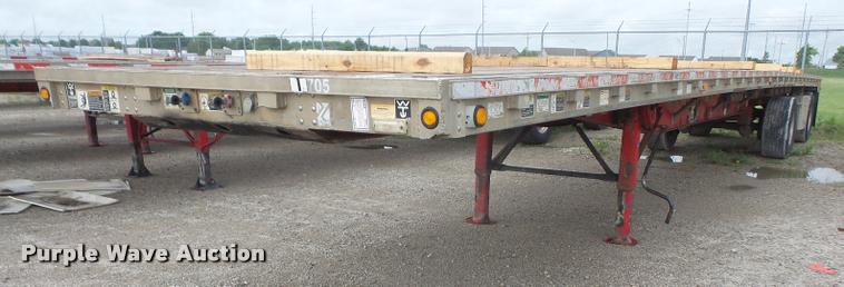 image for item DA6350 2006 Wilson CF-900 flatbed trailer