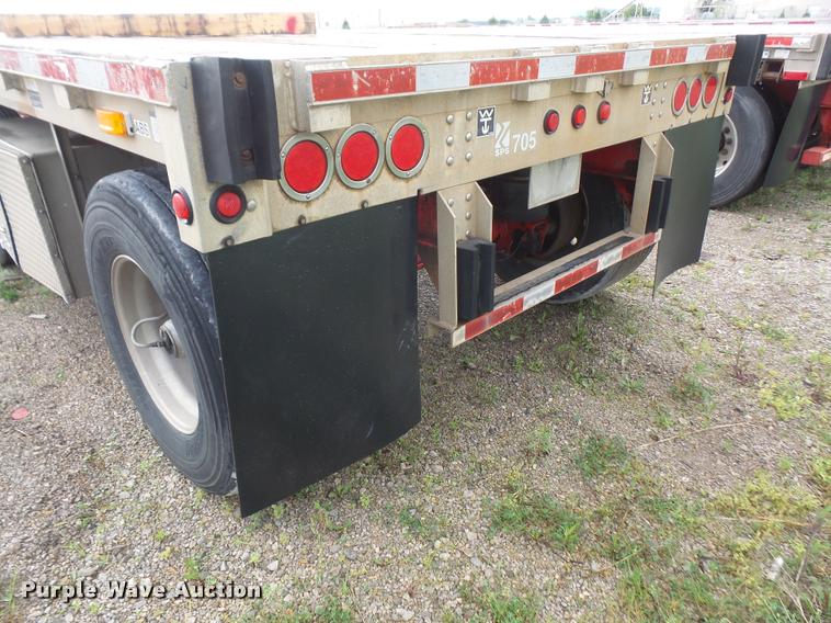 image for item DA6350 2006 Wilson CF-900 flatbed trailer