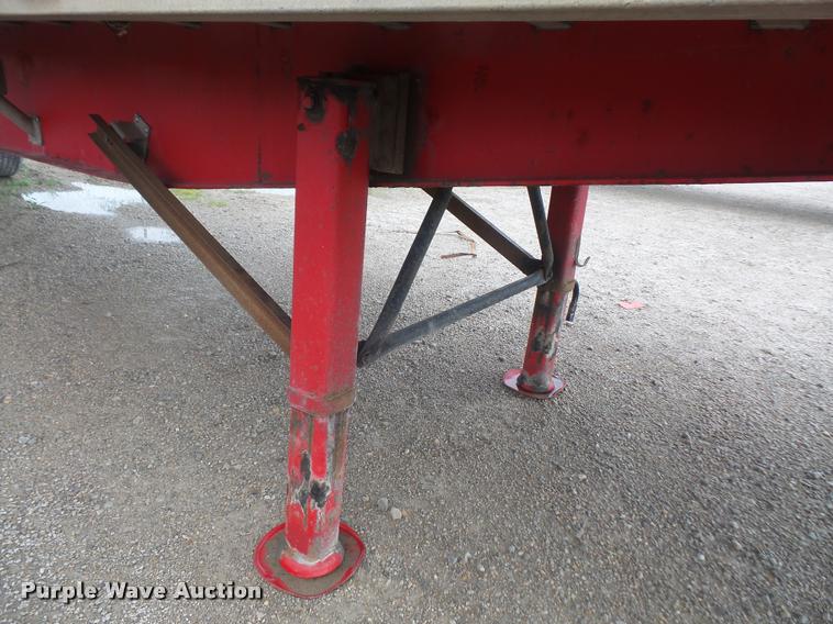 image for item DA6350 2006 Wilson CF-900 flatbed trailer