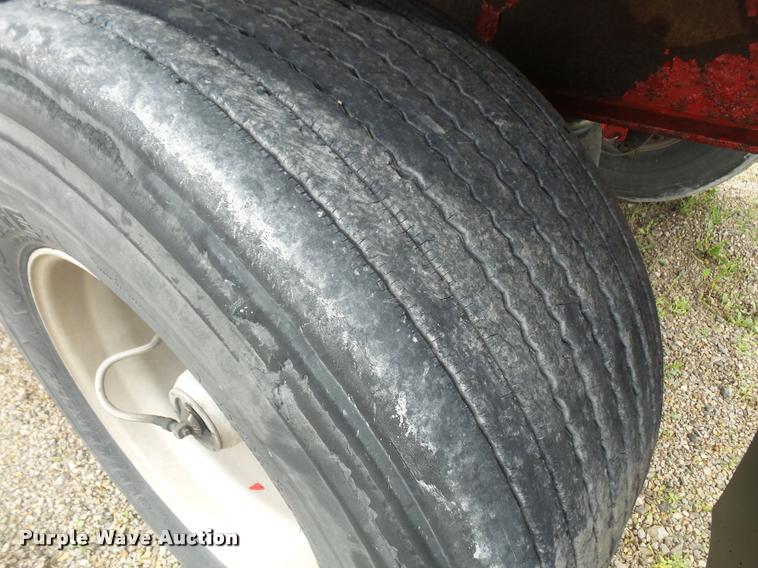 image for item DA6350 2006 Wilson CF-900 flatbed trailer