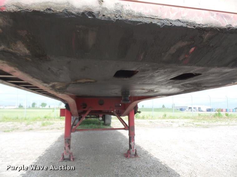 image for item DA6351 2006 Transcraft Eagle NW2 flatbed trailer