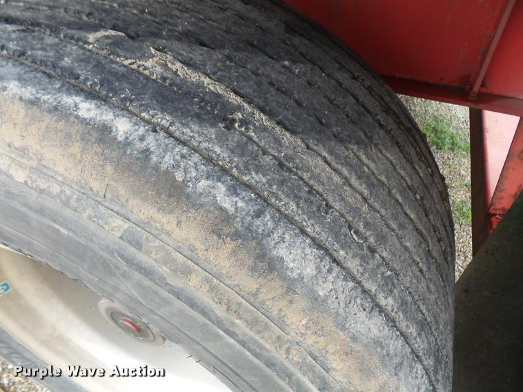 image for item DA6351 2006 Transcraft Eagle NW2 flatbed trailer