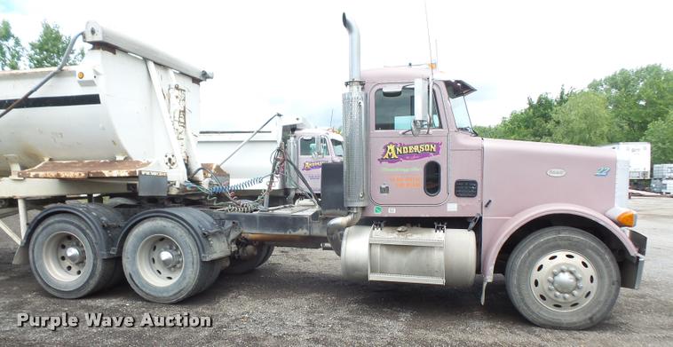 image for item DA6373 1996 Peterbilt 378 semi truck