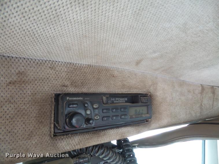 image for item DA6373 1996 Peterbilt 378 semi truck