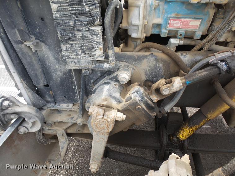 image for item DA6373 1996 Peterbilt 378 semi truck