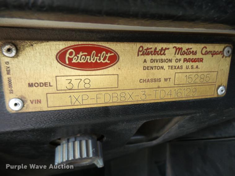 image for item DA6373 1996 Peterbilt 378 semi truck