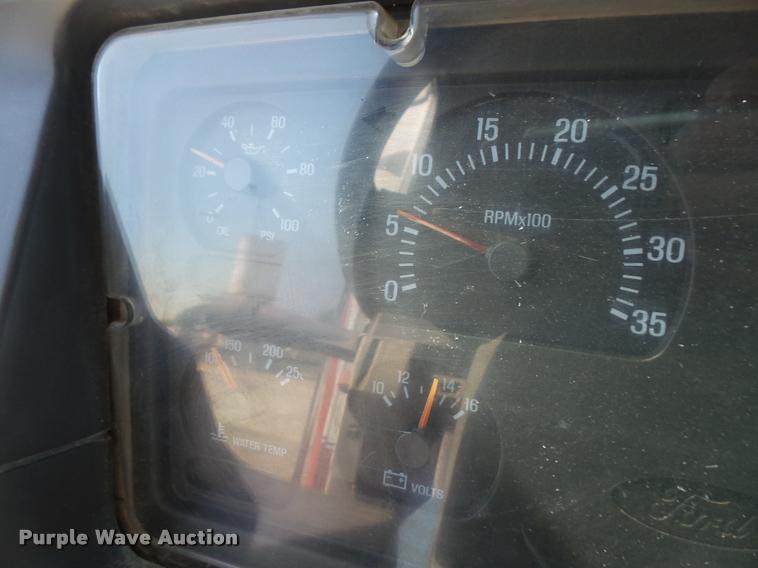 image for item DA6406 1998 Ford AT9513 Aeromax 113 semi truck