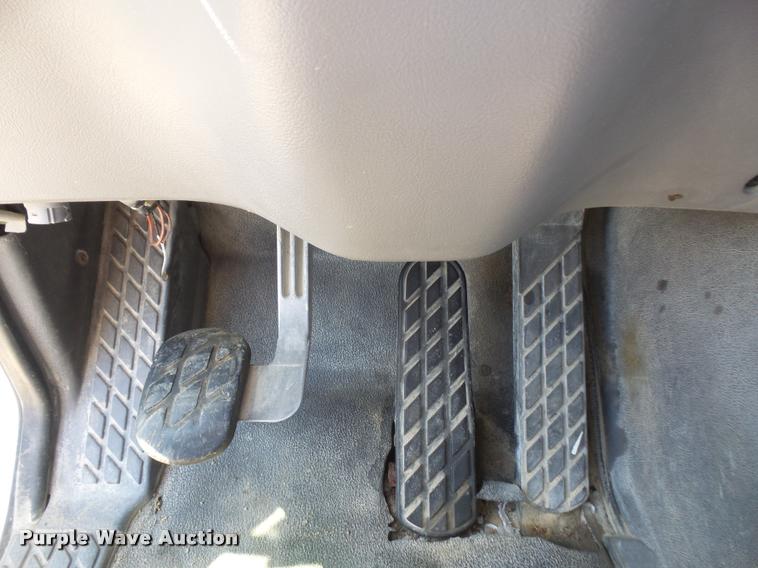 image for item DA6406 1998 Ford AT9513 Aeromax 113 semi truck