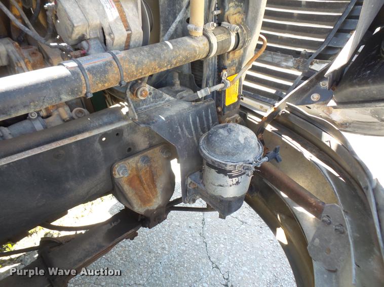 image for item DA6406 1998 Ford AT9513 Aeromax 113 semi truck