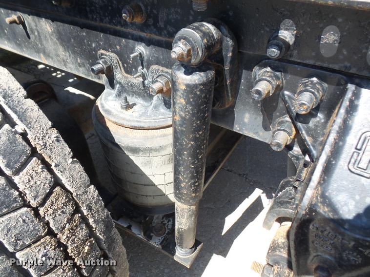 image for item DA6406 1998 Ford AT9513 Aeromax 113 semi truck