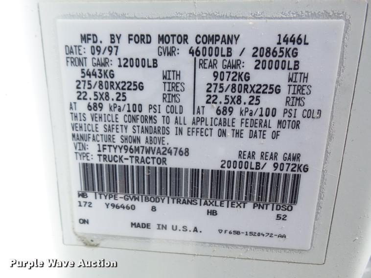 image for item DA6406 1998 Ford AT9513 Aeromax 113 semi truck
