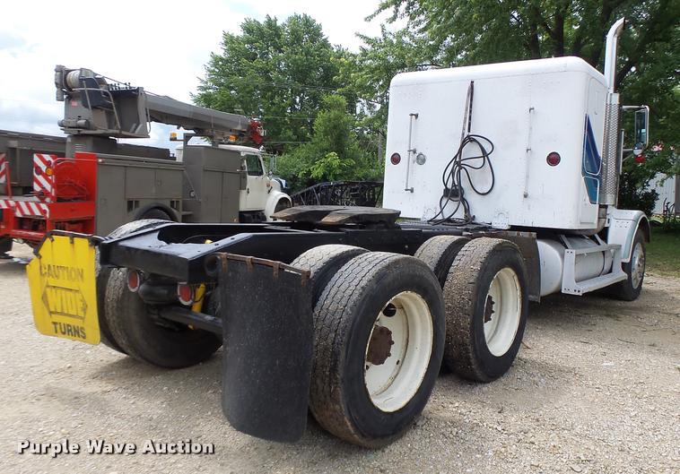 image for item DB1331 1986 Freightliner FLC semi truck