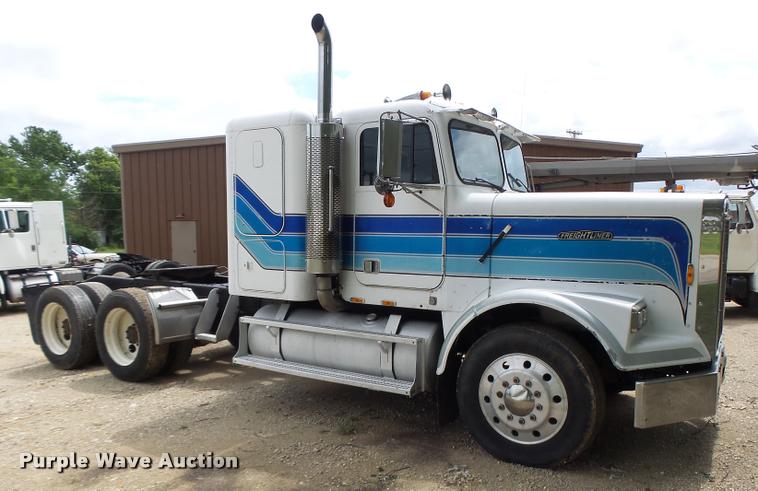 image for item DB1331 1986 Freightliner FLC semi truck