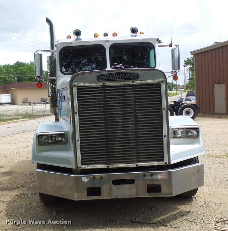 image for item DB1331 1986 Freightliner FLC semi truck