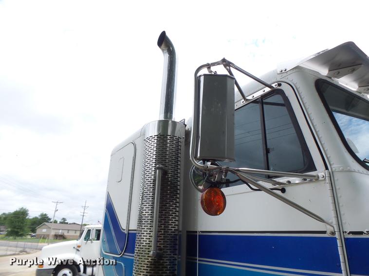 image for item DB1331 1986 Freightliner FLC semi truck