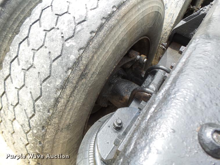 image for item DB1331 1986 Freightliner FLC semi truck