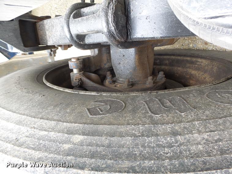 image for item DB1331 1986 Freightliner FLC semi truck