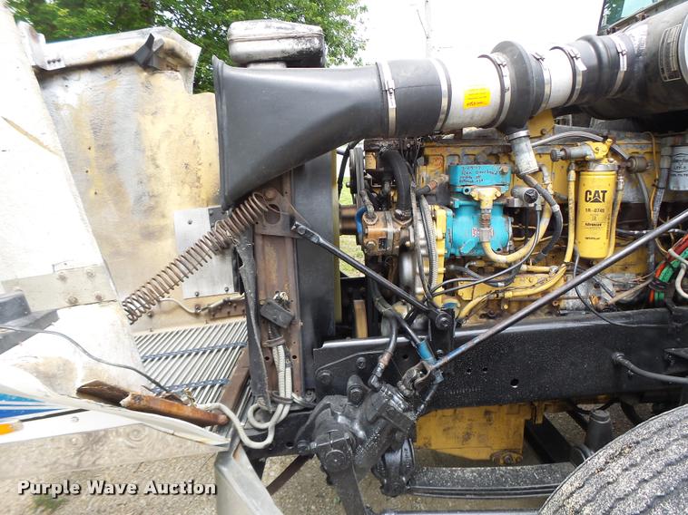 image for item DB1331 1986 Freightliner FLC semi truck