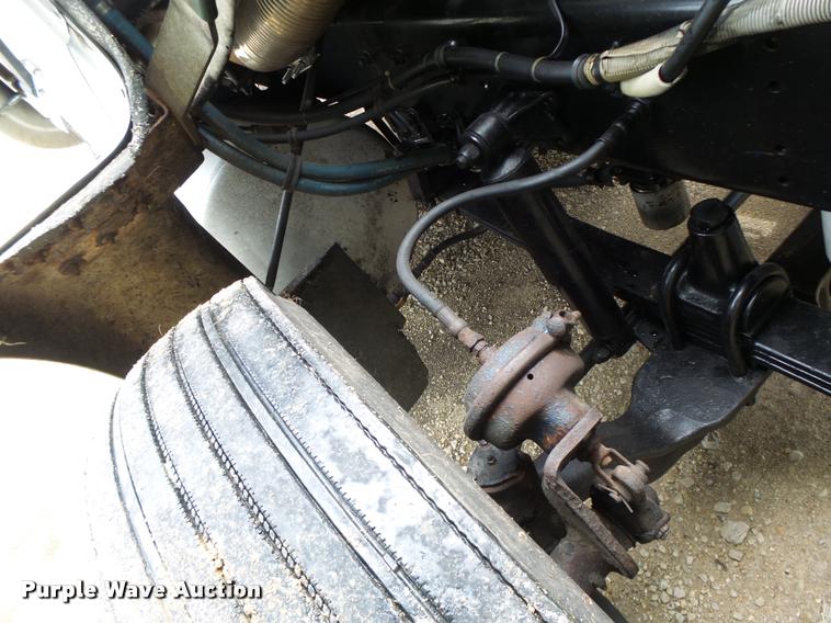 image for item DB1331 1986 Freightliner FLC semi truck