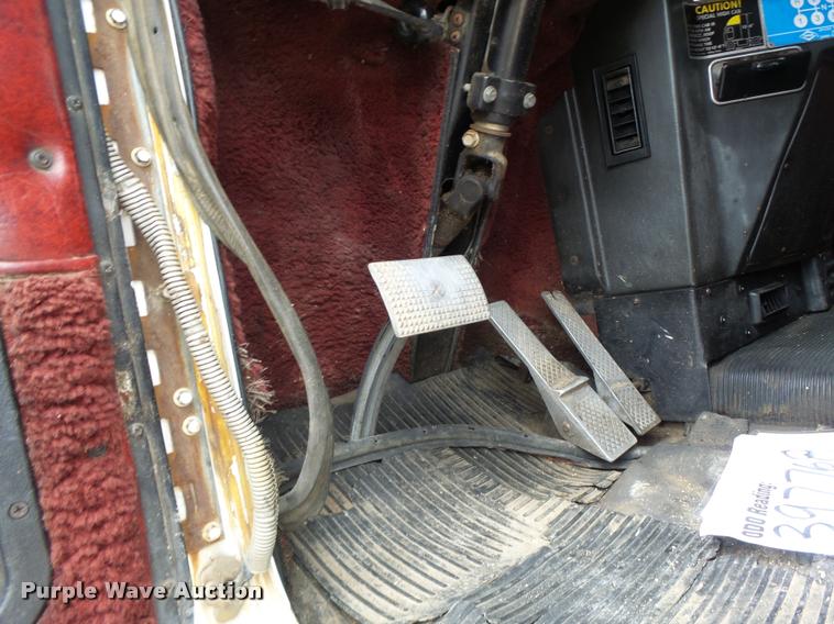 image for item DB1331 1986 Freightliner FLC semi truck