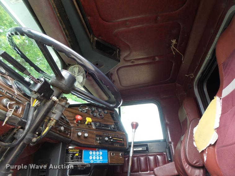 image for item DB1331 1986 Freightliner FLC semi truck