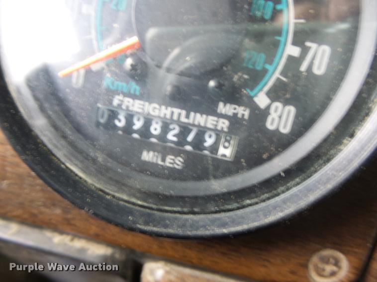 image for item DB1331 1986 Freightliner FLC semi truck