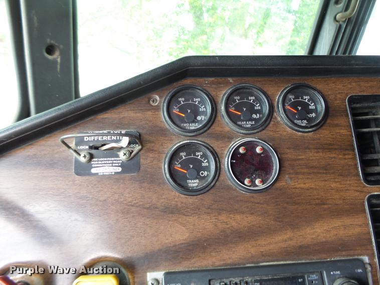 image for item DB1331 1986 Freightliner FLC semi truck