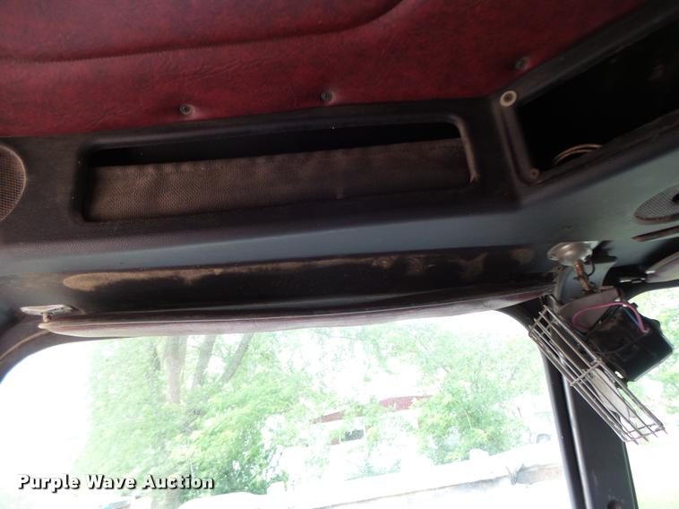 image for item DB1331 1986 Freightliner FLC semi truck