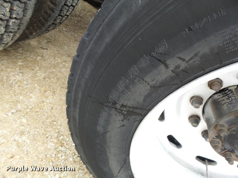 image for item DB1335 1995 Freightliner FLD semi truck