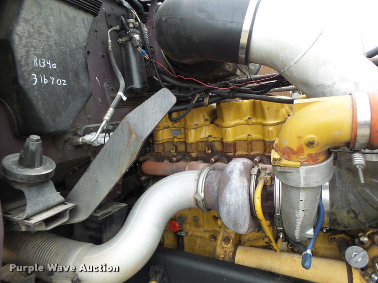 image for item DB1335 1995 Freightliner FLD semi truck