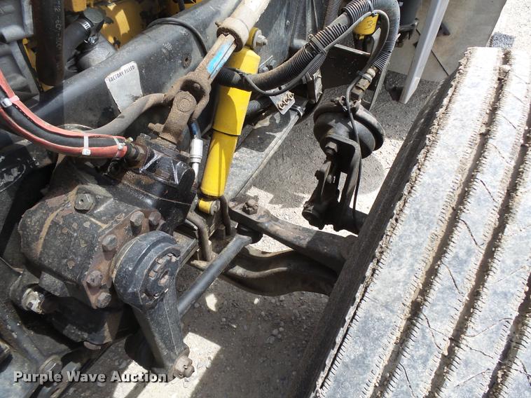 image for item DB2582 2000 Peterbilt 379 semi truck