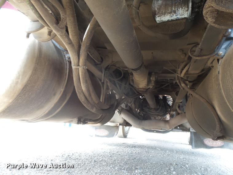 image for item DB2582 2000 Peterbilt 379 semi truck