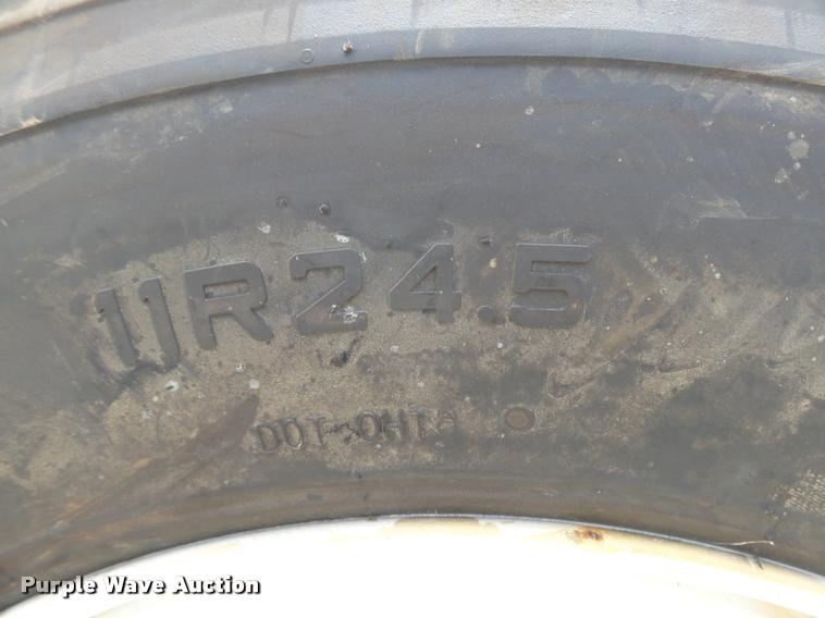 image for item DB2582 2000 Peterbilt 379 semi truck