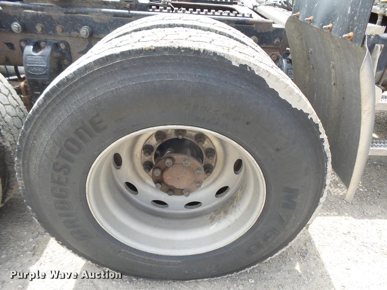 image for item DB2582 2000 Peterbilt 379 semi truck