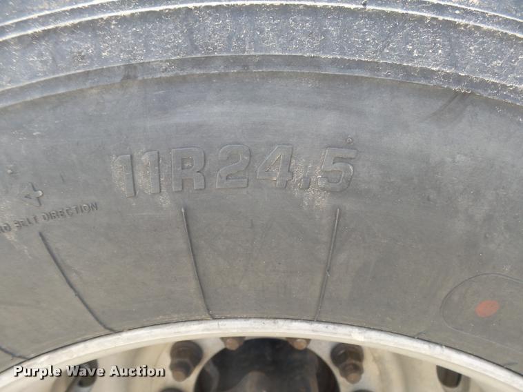 image for item DB2582 2000 Peterbilt 379 semi truck