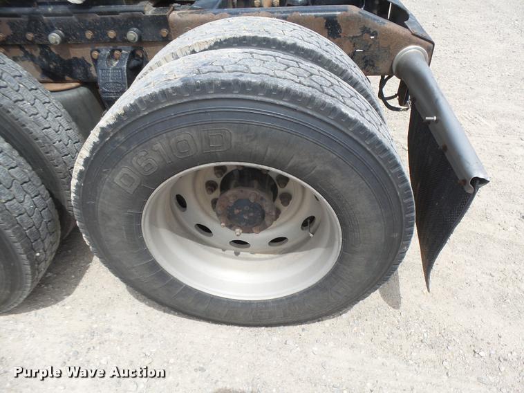 image for item DB2582 2000 Peterbilt 379 semi truck