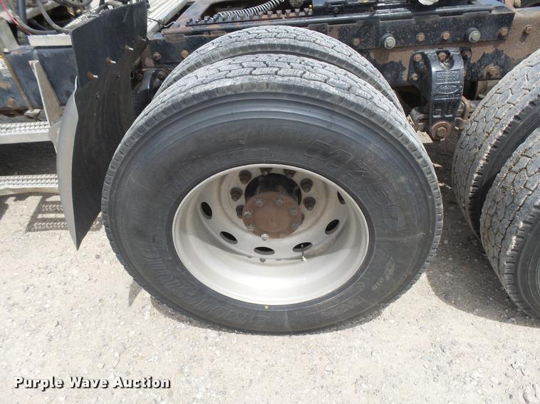 image for item DB2582 2000 Peterbilt 379 semi truck