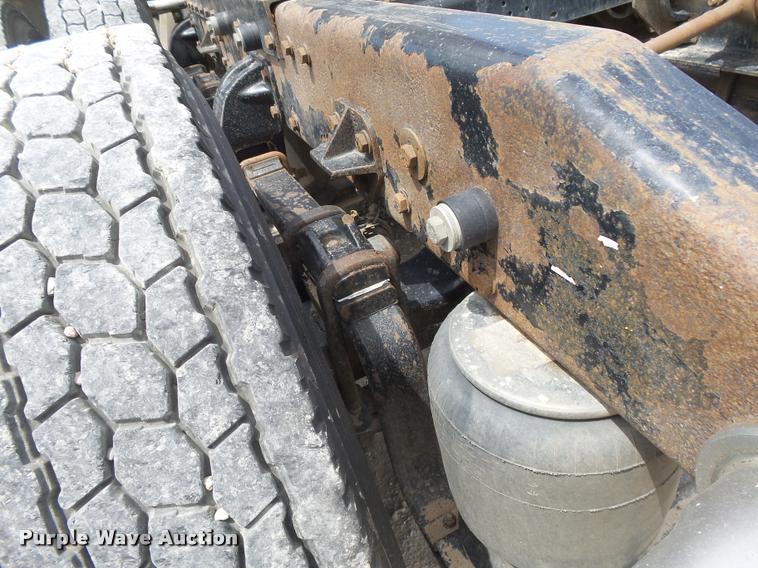 image for item DB2582 2000 Peterbilt 379 semi truck