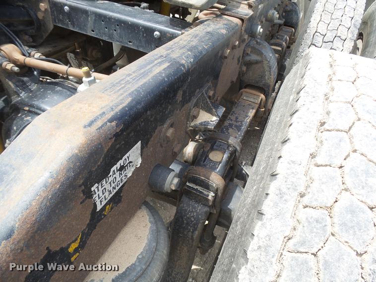 image for item DB2582 2000 Peterbilt 379 semi truck