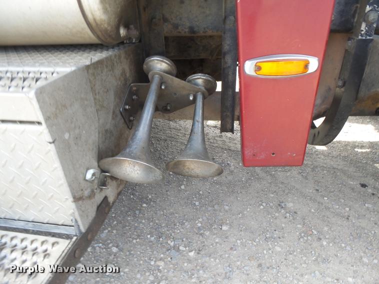 image for item DB2582 2000 Peterbilt 379 semi truck