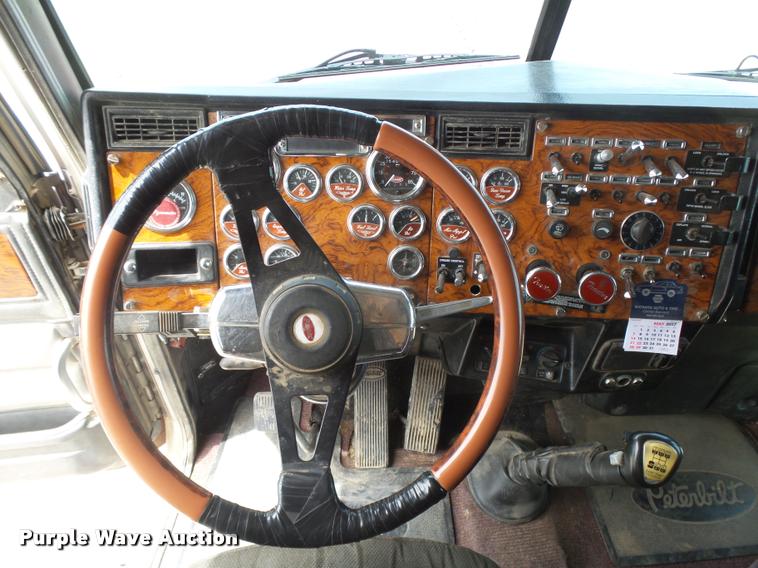 image for item DB2582 2000 Peterbilt 379 semi truck