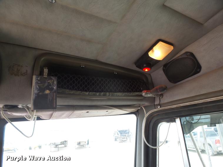 image for item DB2582 2000 Peterbilt 379 semi truck