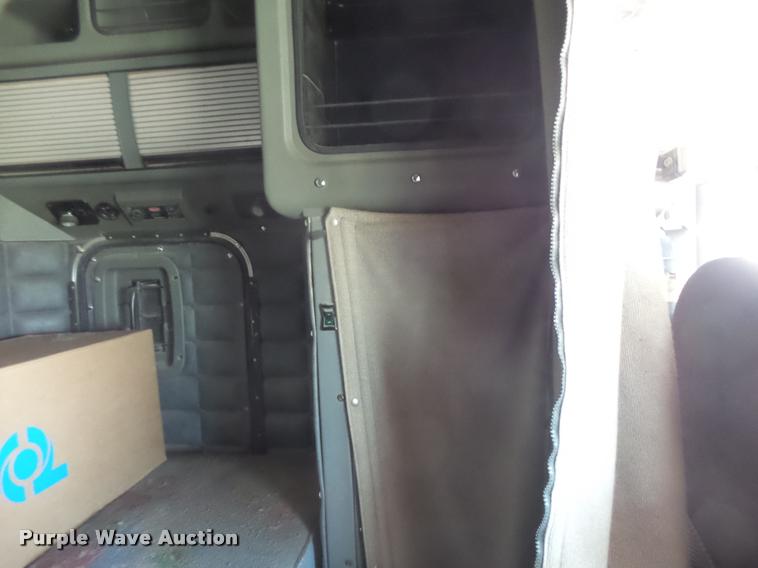 image for item DB2582 2000 Peterbilt 379 semi truck