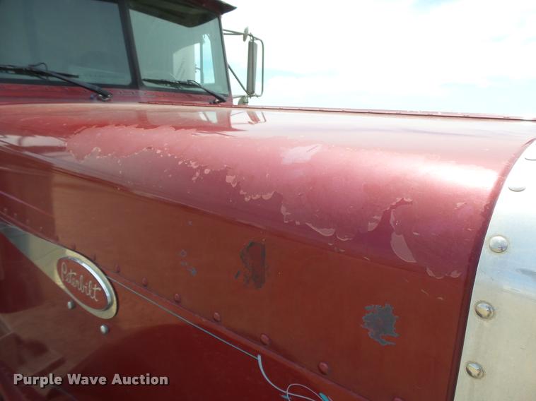 image for item DB2582 2000 Peterbilt 379 semi truck