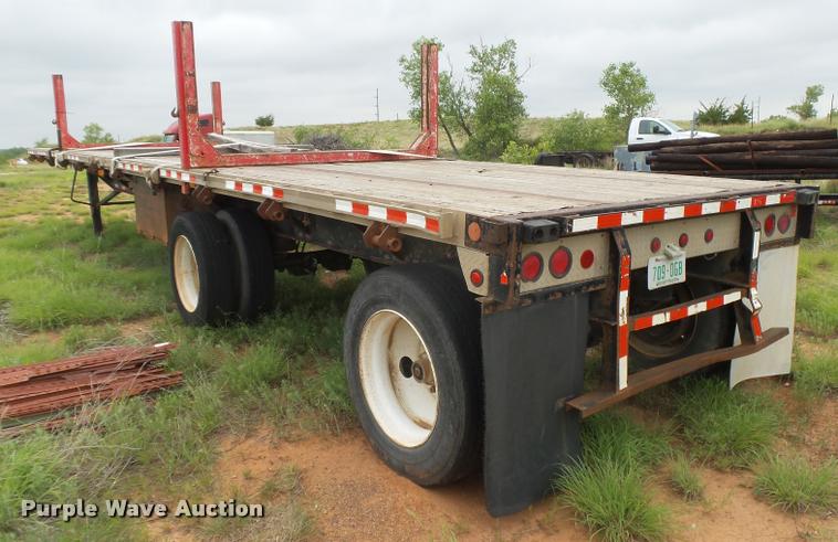 image for item DB2587 1995 Fontaine LFTW-5 flatbed trailer