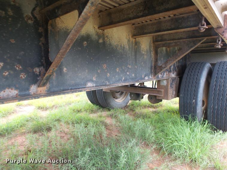 image for item DB2587 1995 Fontaine LFTW-5 flatbed trailer