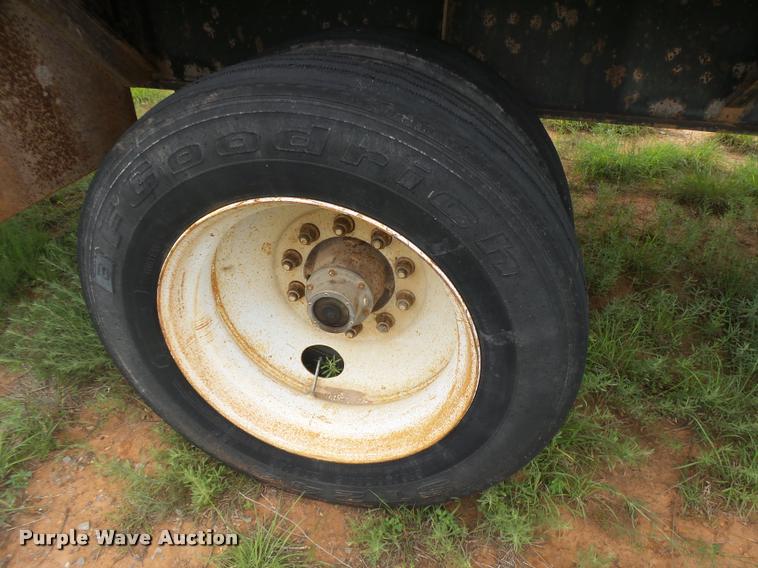 image for item DB2587 1995 Fontaine LFTW-5 flatbed trailer