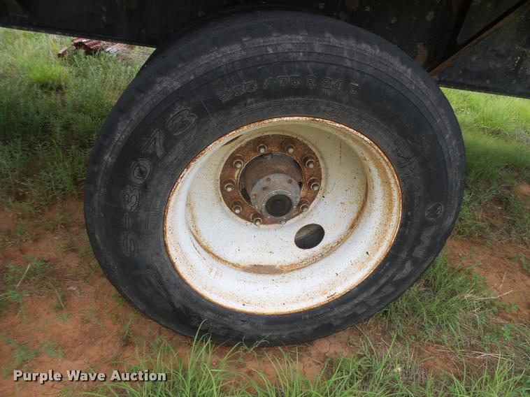 image for item DB2587 1995 Fontaine LFTW-5 flatbed trailer