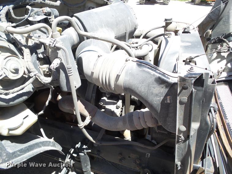 image for item DH9336 2005 Ford F650 Super Duty rollback truck