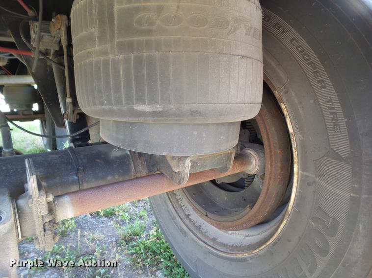 image for item DH9337 2012 Direct Trailer DT48CTWSAW flatbed trailer